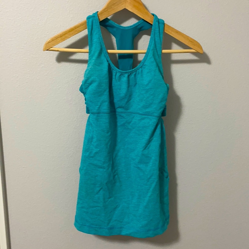 Lululemon Turbo Tank size 4 EUC